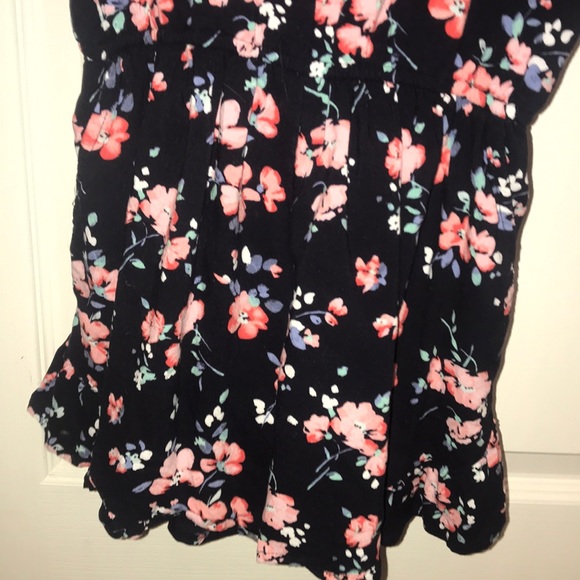 Romper - Picture 2 of 4